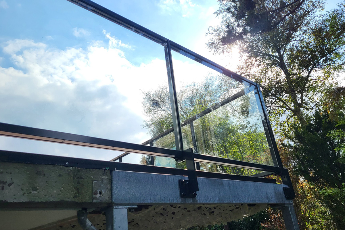 Glazen balustrade voor buiten