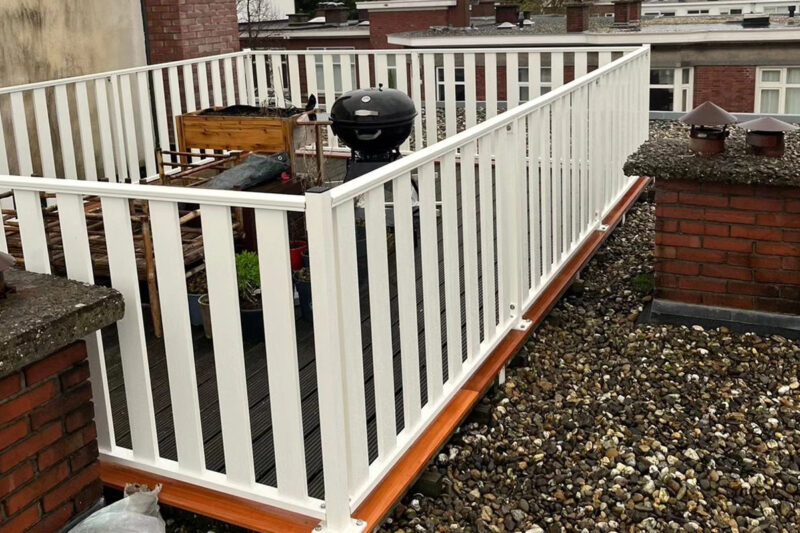 Balustrade Lamellenhek breed