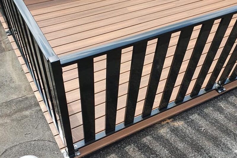 Balustrade Lamellenhek breed