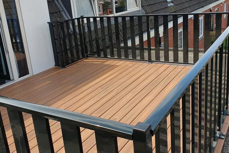 Balustrade Lamellenhek breed