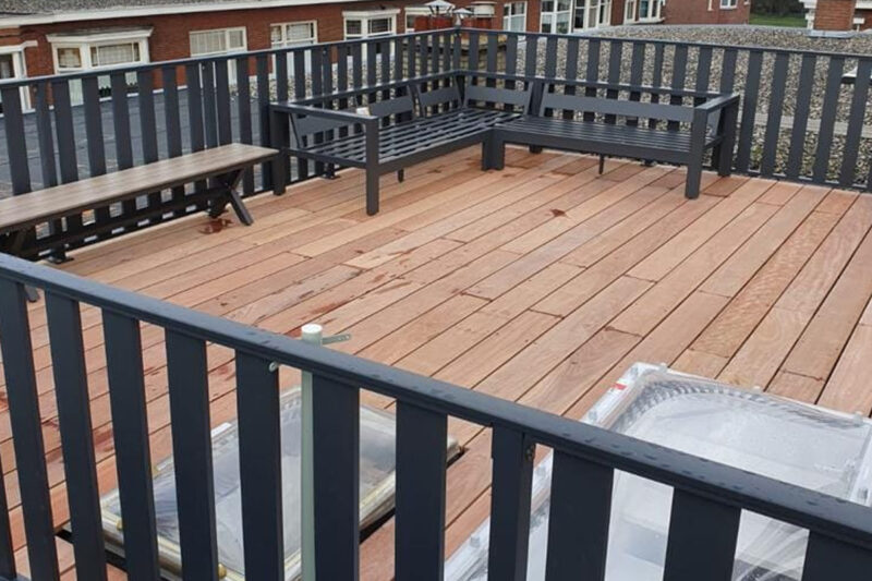 Balustrade Lamellenhek breed