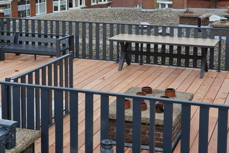 Balustrade Lamellenhek breed