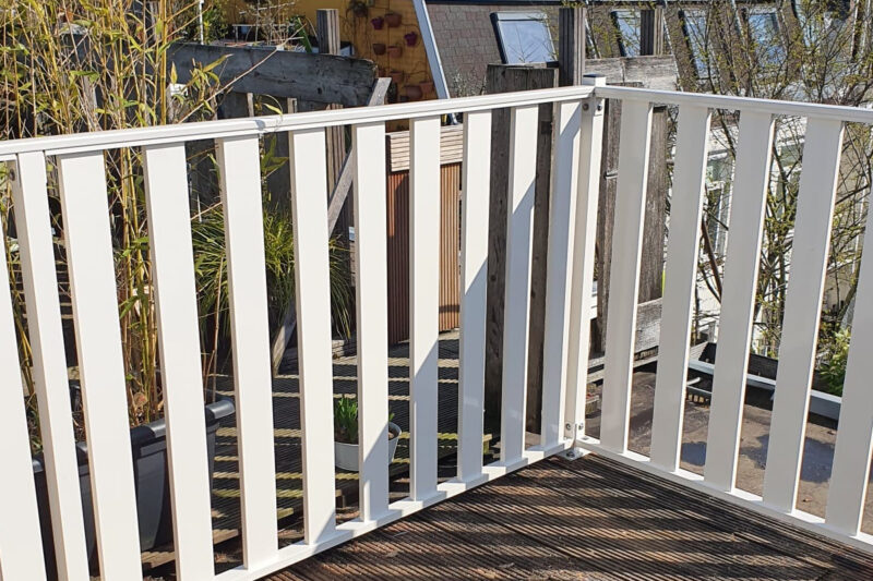 Balustrade Lamellenhek breed