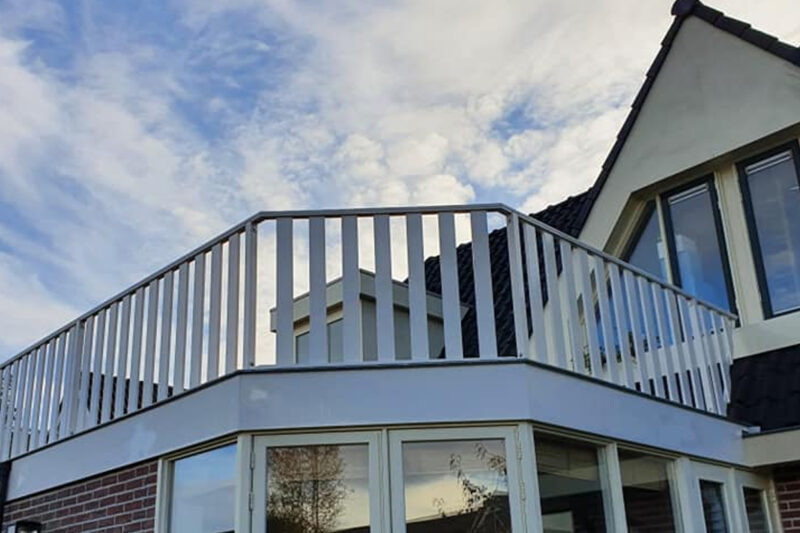 Balustrade Lamellenhek breed