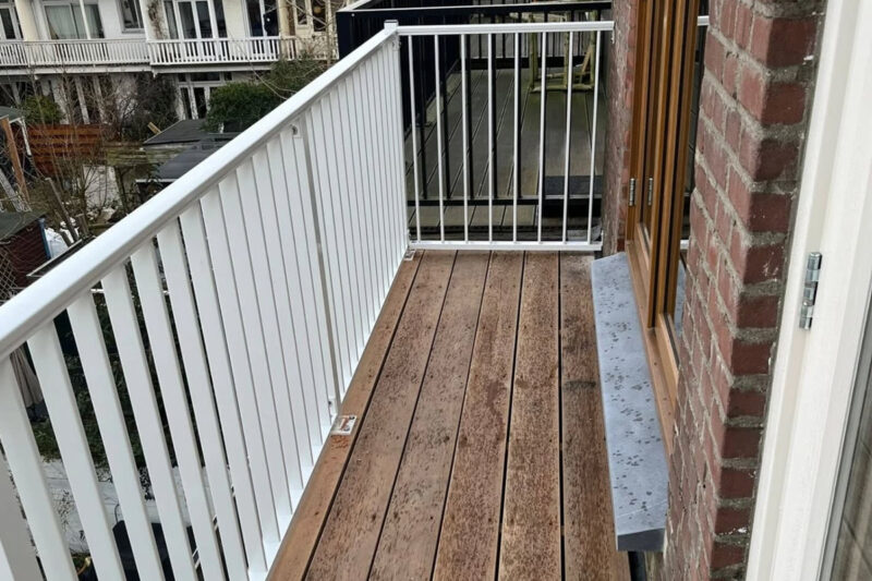 Balustrade striphekwerk breed