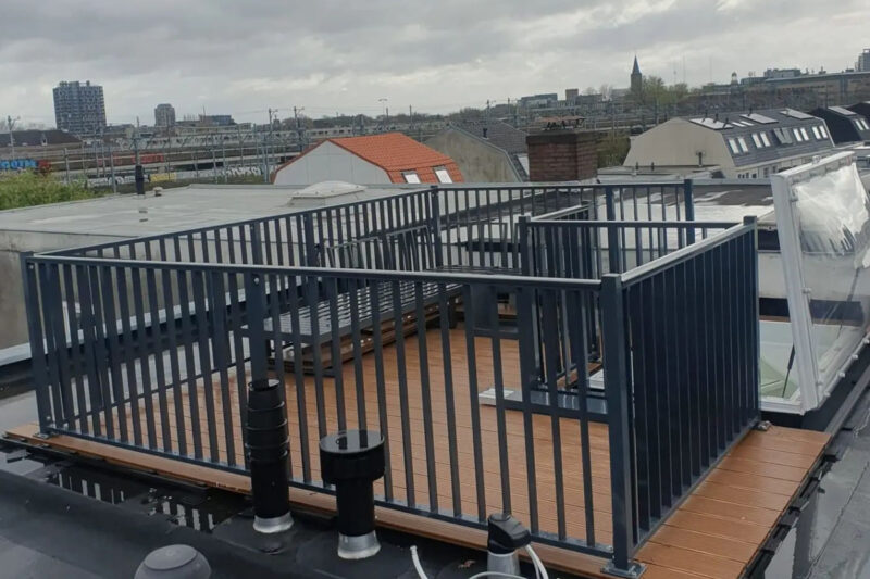 Balustrade striphekwerk breed