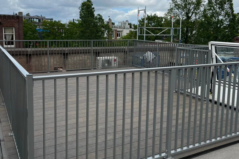 Balustrade striphekwerk breed