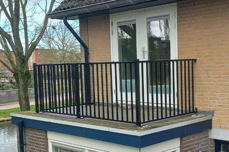 balustrade striphekwerk smal