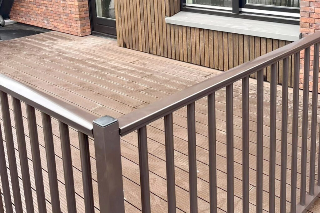 Aluminium balustrade in Lelystad