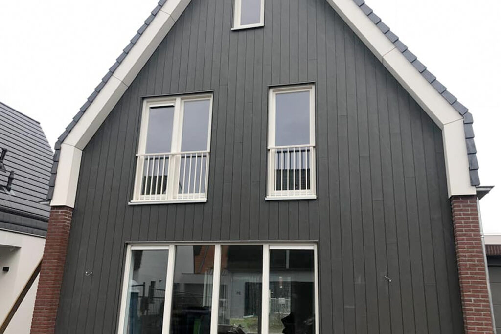 Frans balkonhek laten plaatsen in Amsterdam