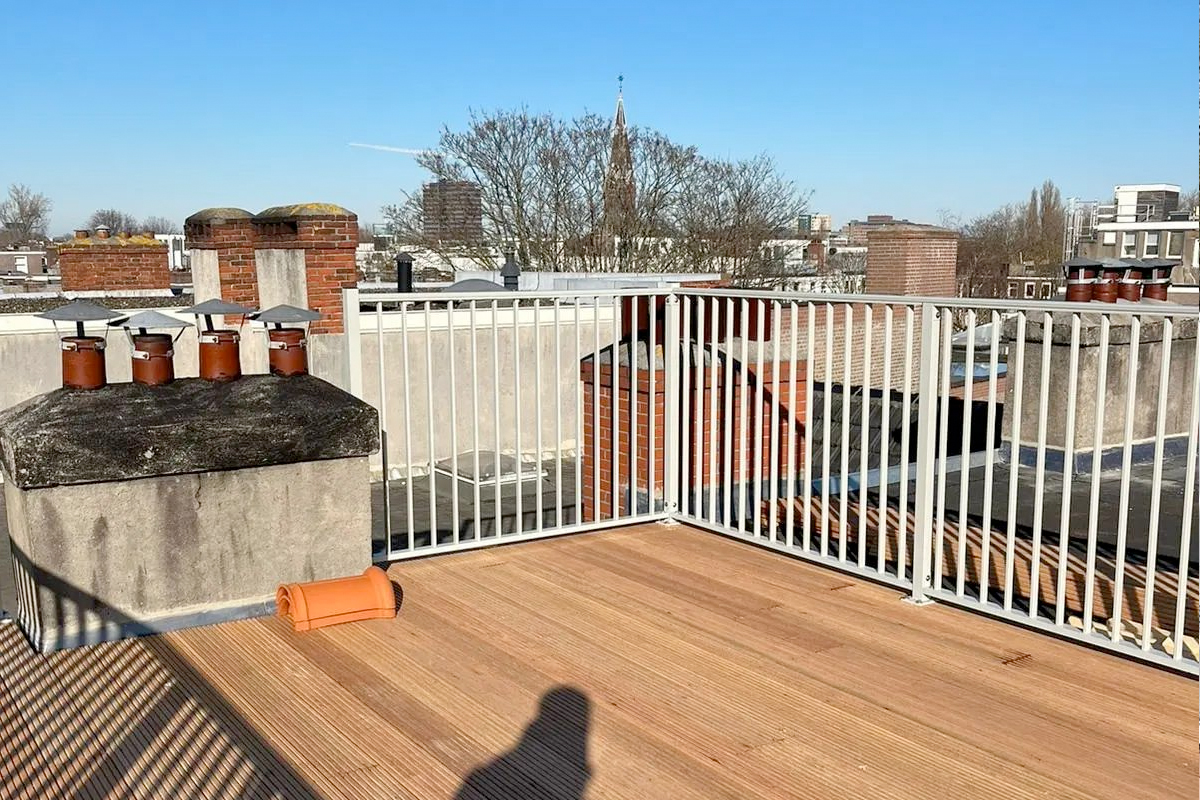 Wat zijn de kosten van een hekwerk voor je dakterras?