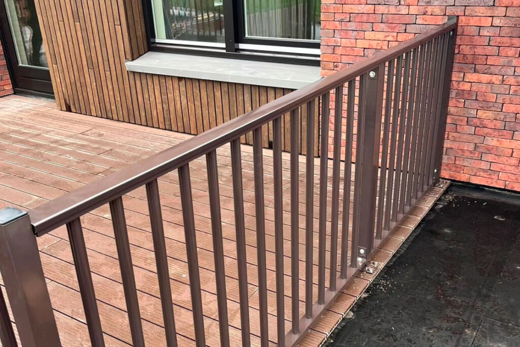 Aluminium balustrade of staal