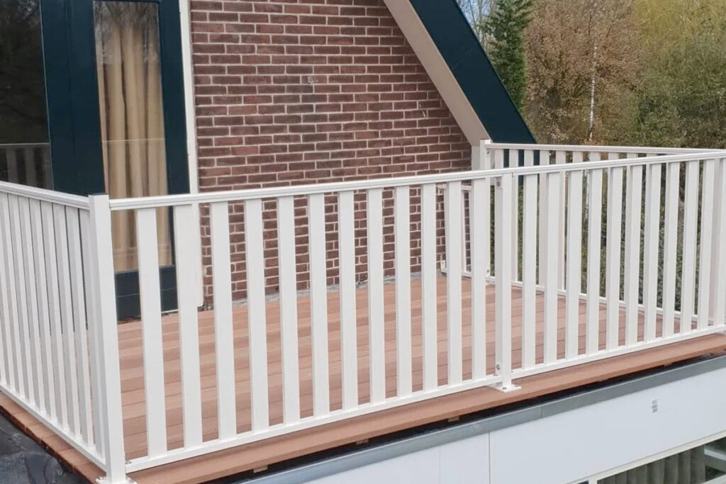 Voordelen aluminium balustrade uit voorraad