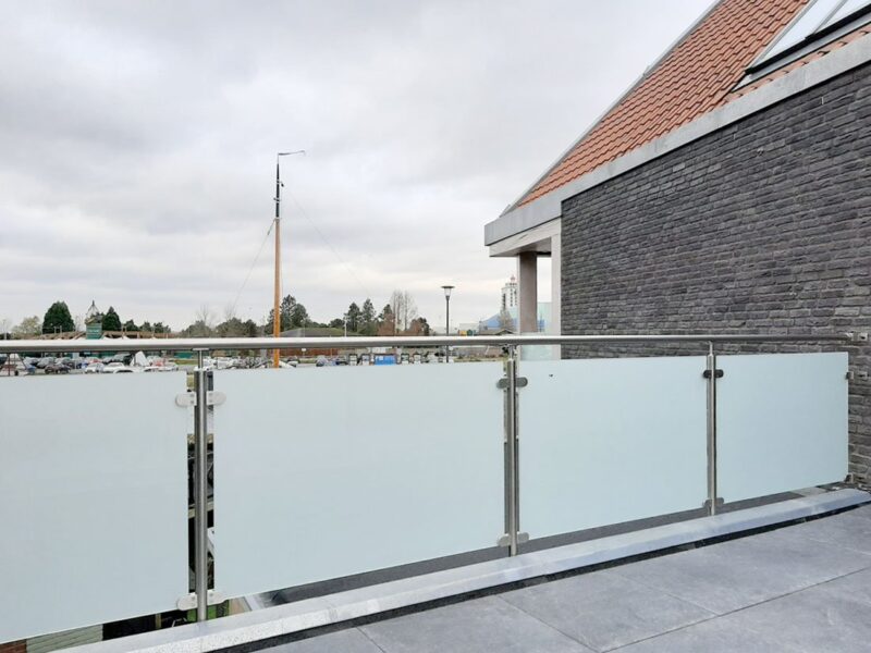Glazen balustrade Chique
