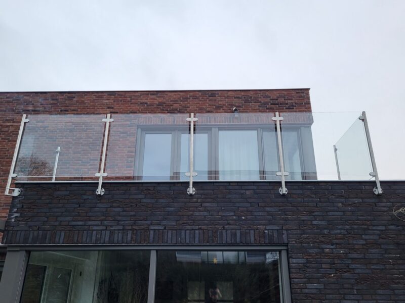 Glazen balustrade elegant