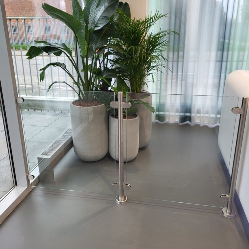 Glazen balustrade elegant