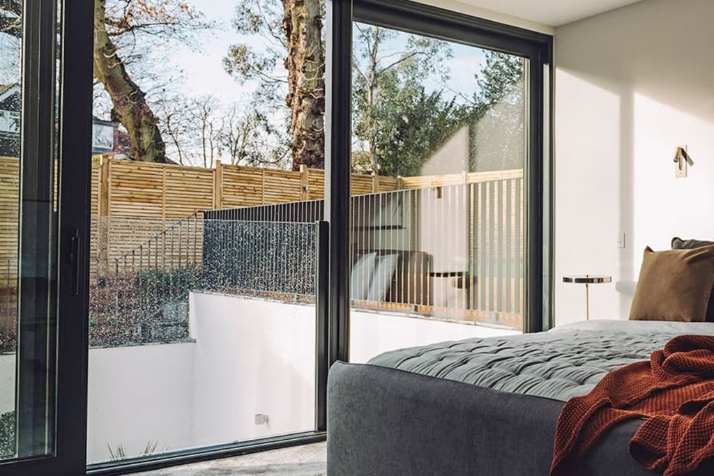 Glazen Frans balkonhek van Q-Railing bestellen