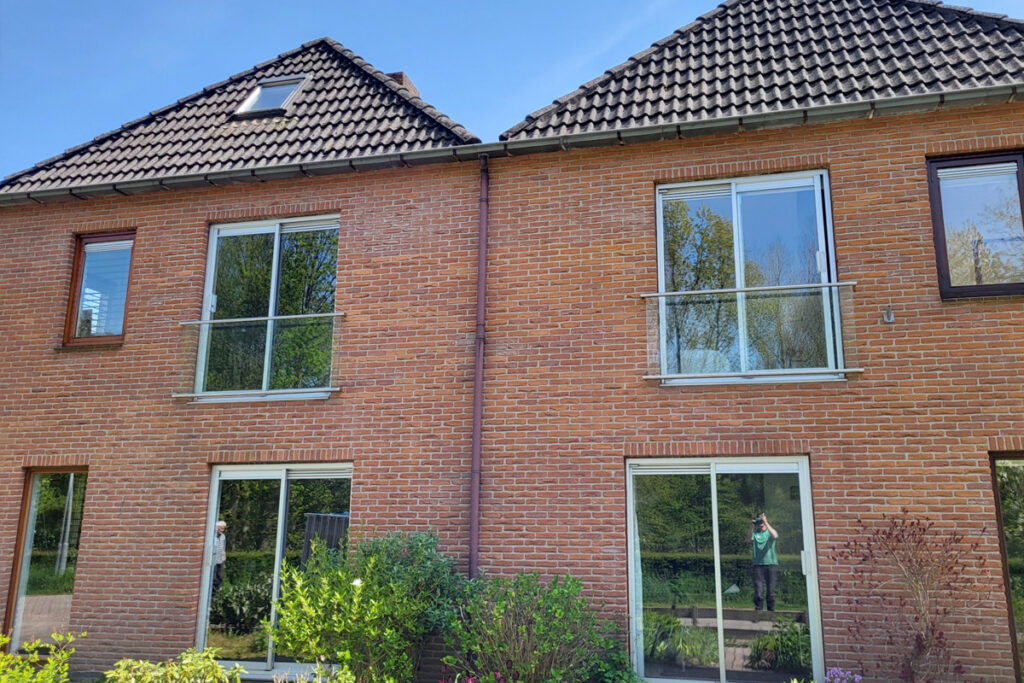 Hoeveel kost een Frans balkonhek met glas