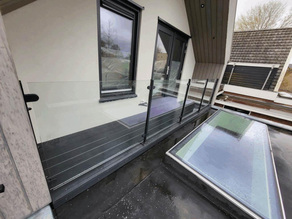 Waar kun je een glazen balustrade kopen