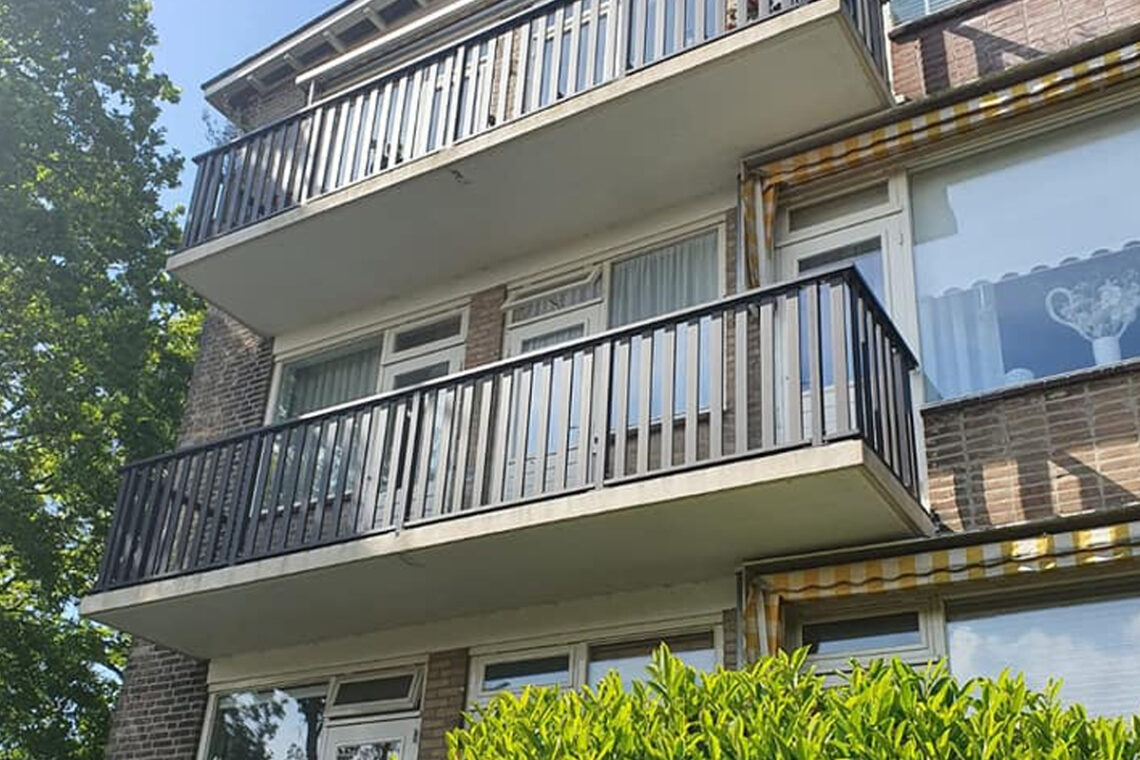 Balkonreling laten plaatsen