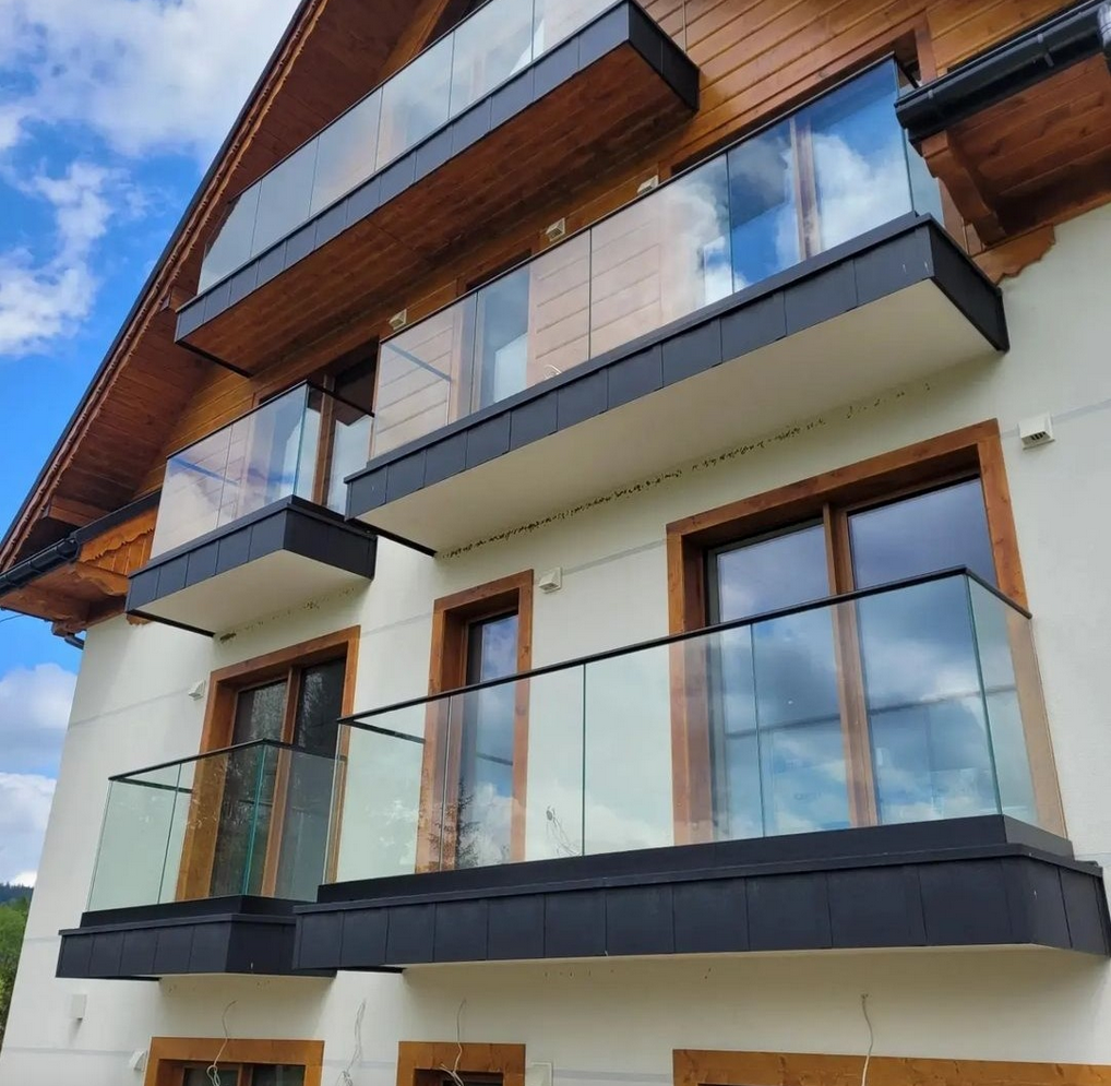 Easy glass balustrade Q-Railing