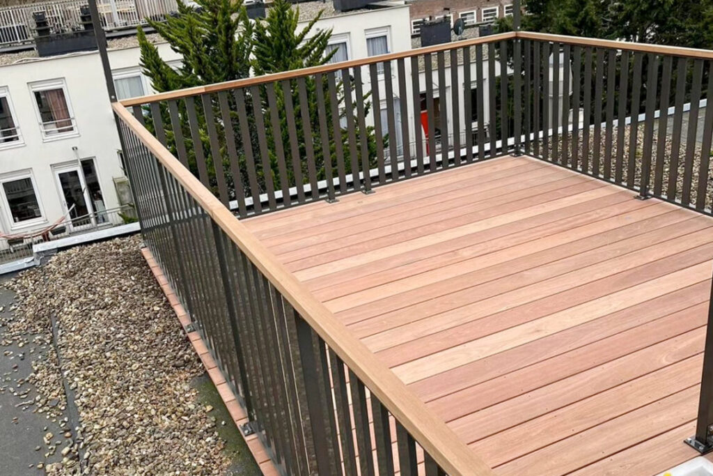 Omheining dakterras zelf maken