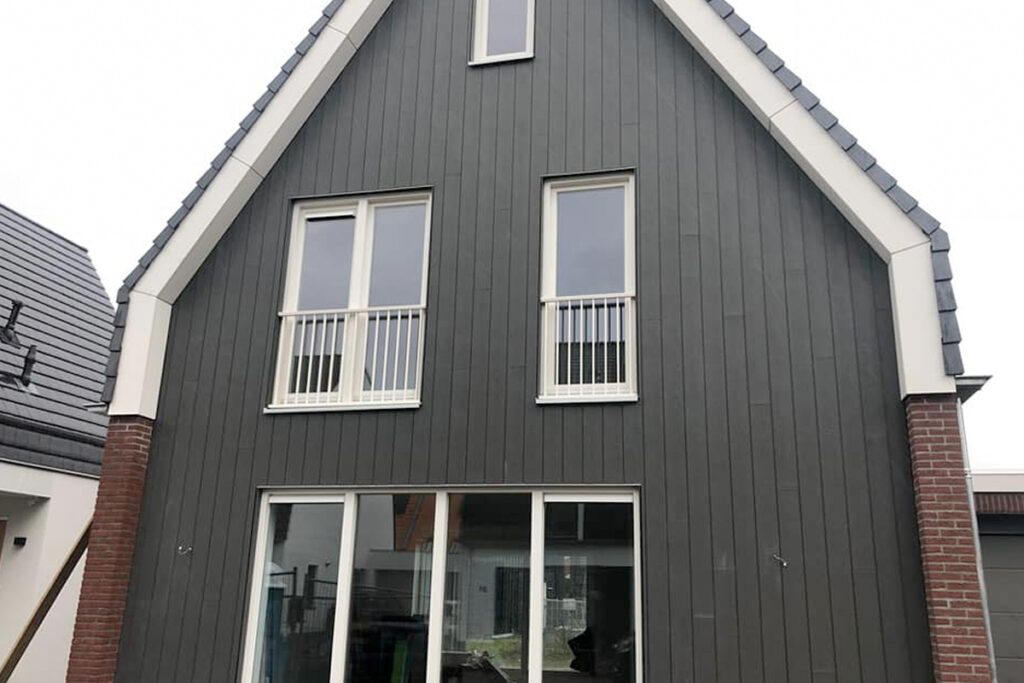 Frans balkonhek laten plaatsen in Diemen