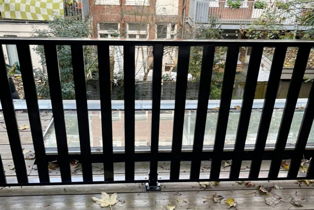 Lamellen hekwerk balkon