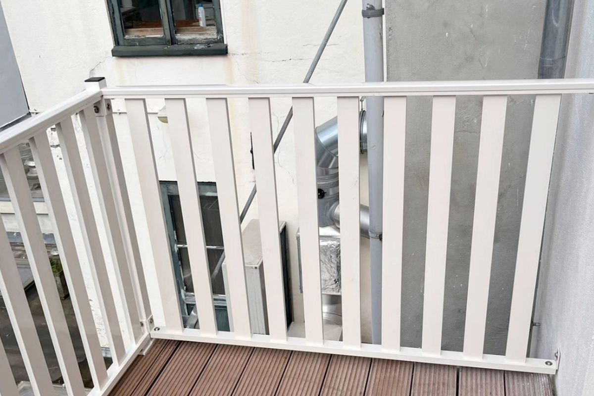 Lamellenhekken laten maken: modern design met praktische voordelen