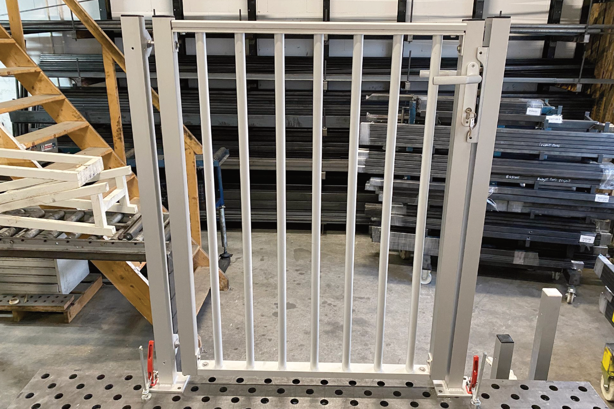 Aluminium tuinpoort laten maken: sterk, modern en volledig op maat