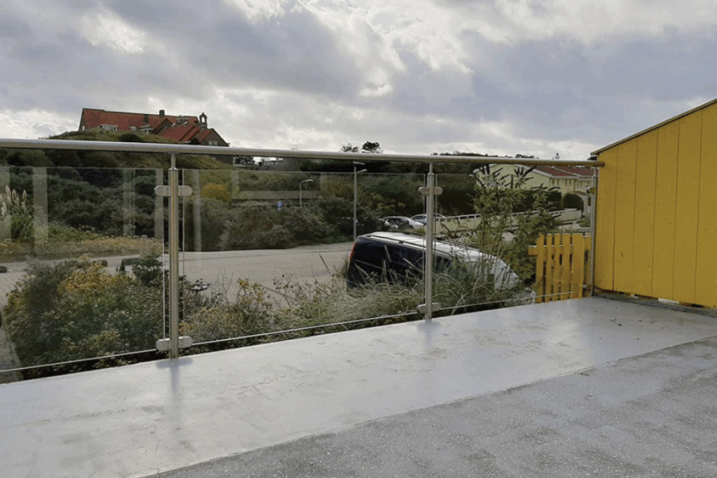 Balkonhek met glas kosten