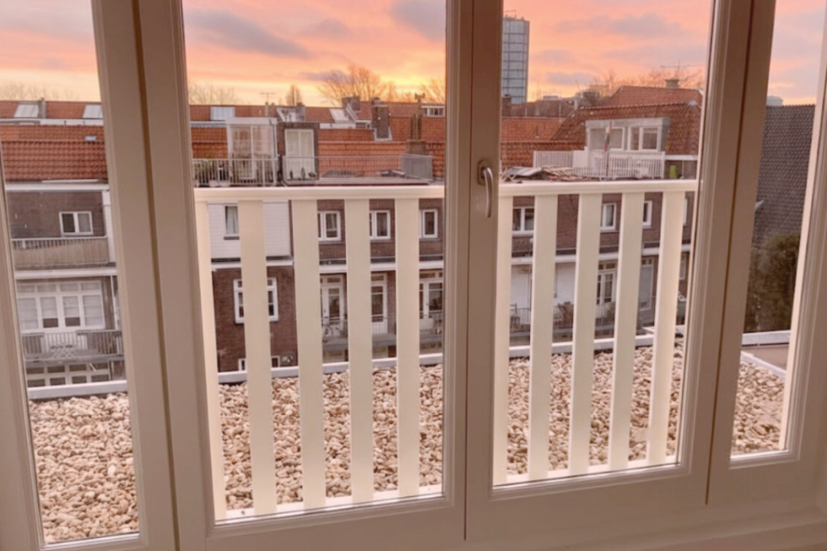 Frans balkon met spijlen: veiligheid en stijl in één ontwerp