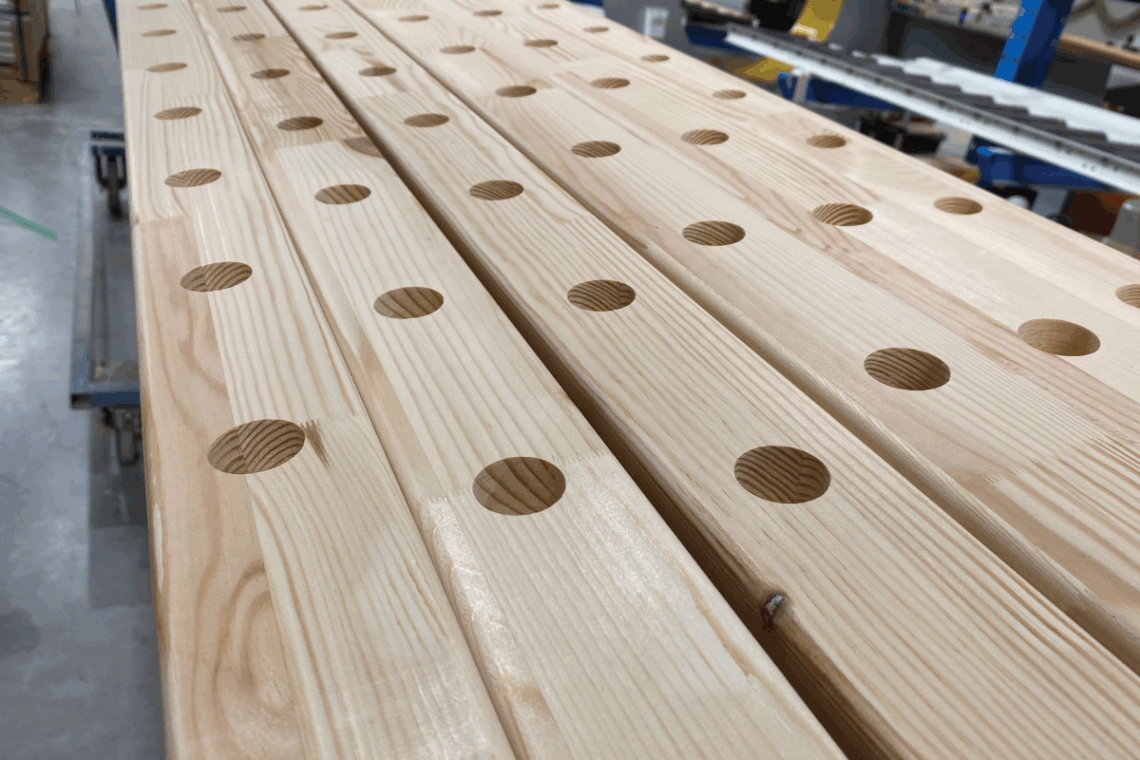 Houten balustrade laten maken