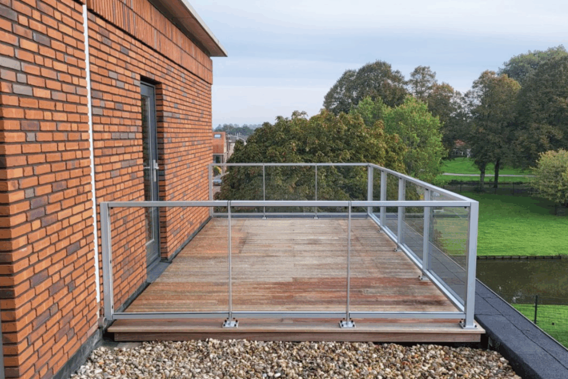 Kosten van een balustrade met glas