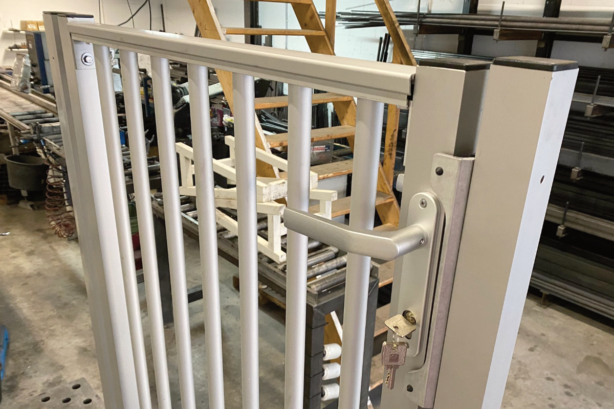 Voordelen van een aluminium tuinpoort: stijl, gemak en duurzaamheid in één