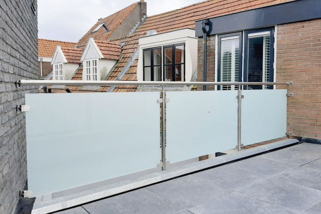 Glazen balkonhek voor particulieren