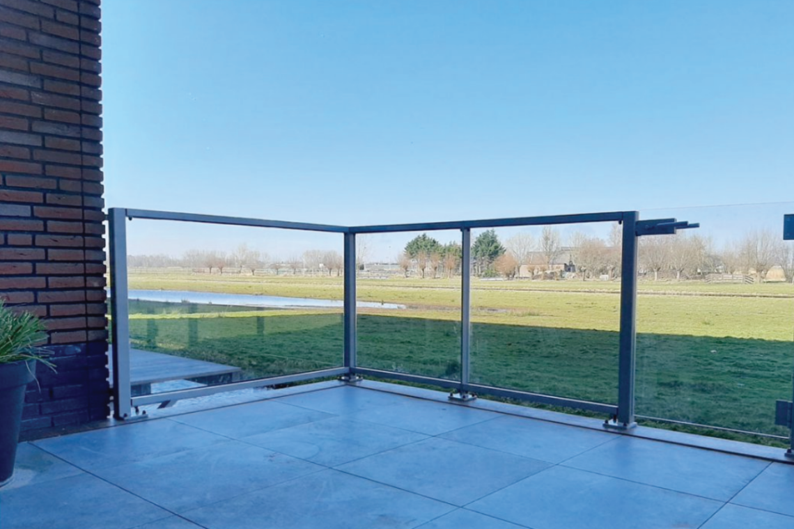 Glazen balustrade in Bolsward