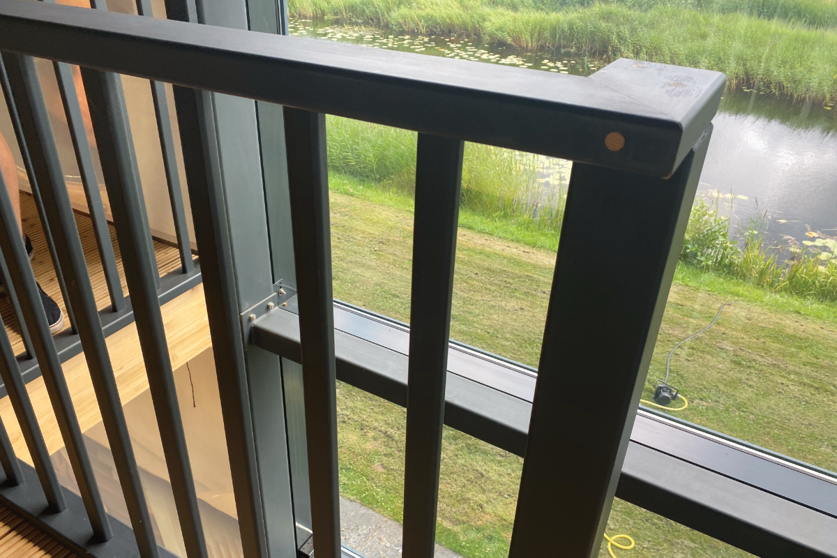Houten balustrade vervangen: een frisse start voor veiligheid en uitstraling