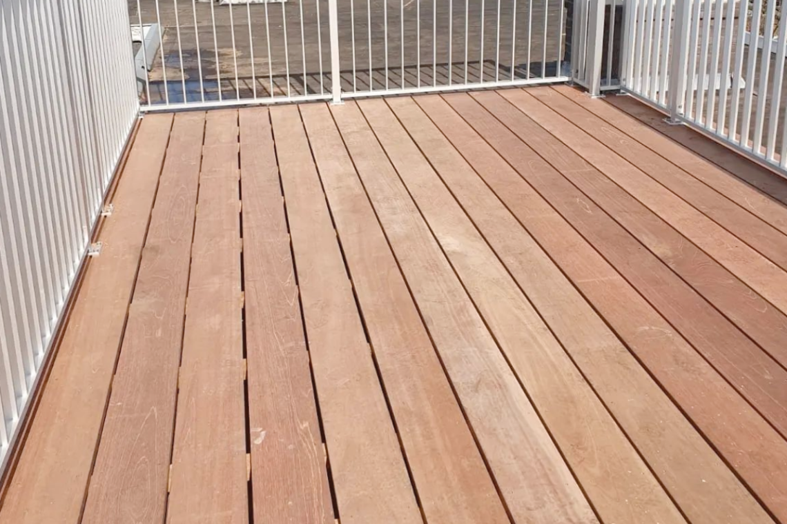 Houten vlonder delen