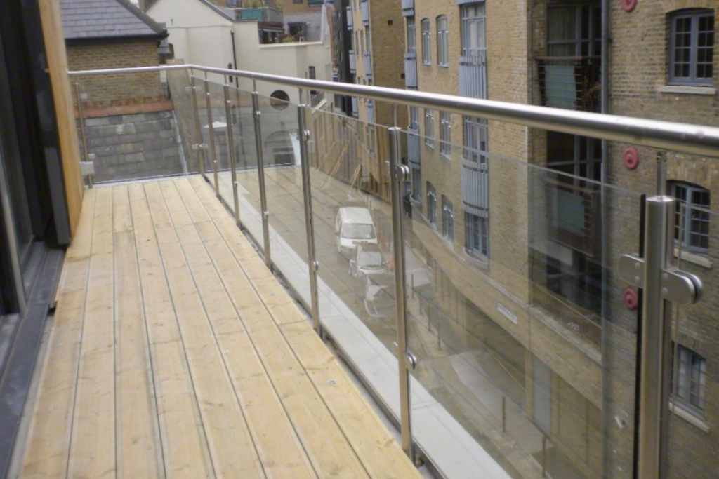 RVS balustrade met glas bestellen