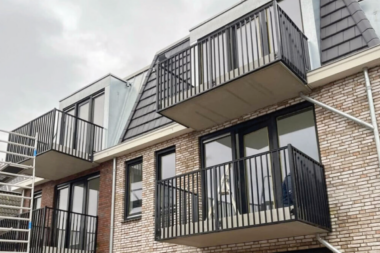 Nieuw balkonhekwerk