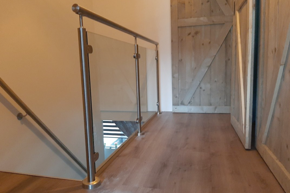 Wat wordt bedoeld met trapgat afmetingen?