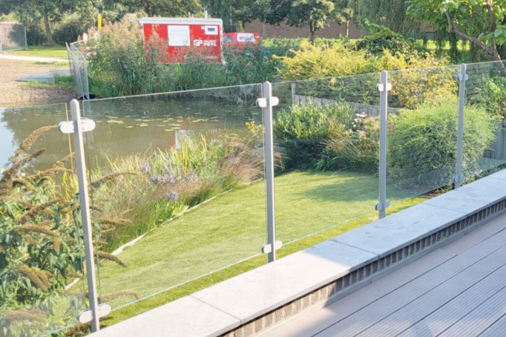 Glasplaten voor een balustrade