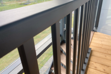 Grenen balustrade voor binnen