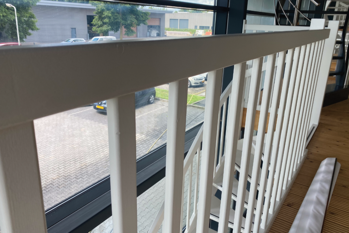 Kun je een balustrade maken van grenenhout