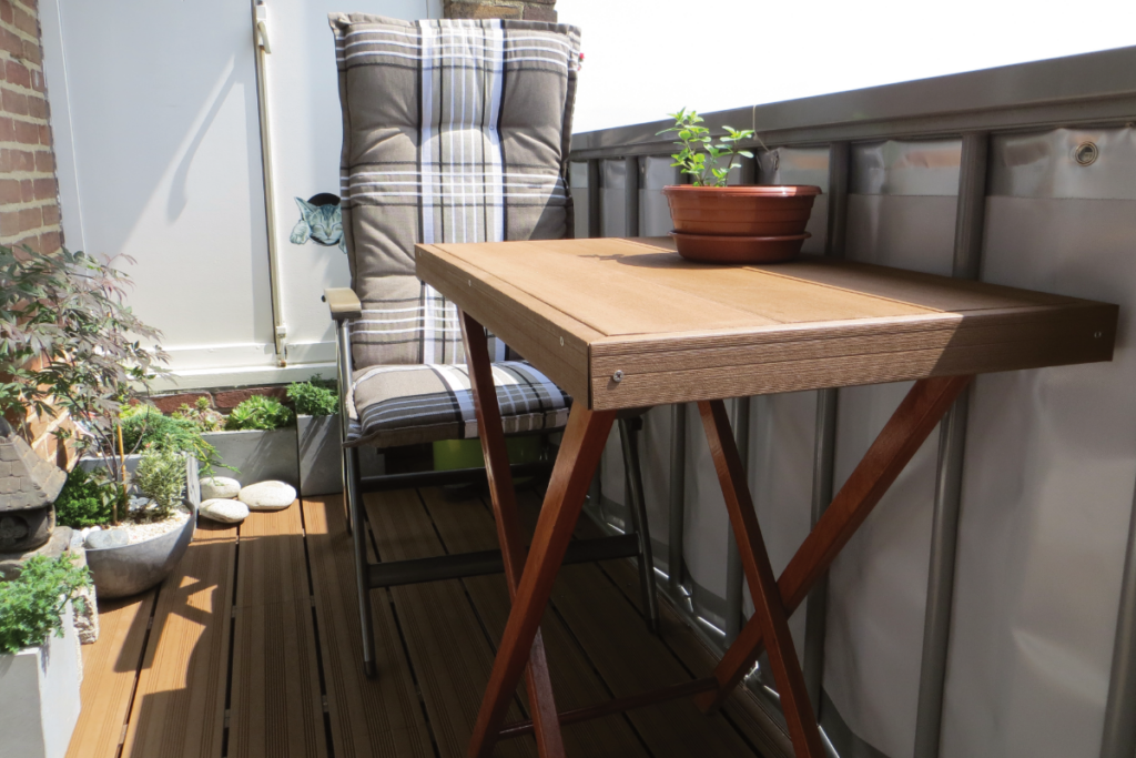 Hoe balkondoek bevestigen