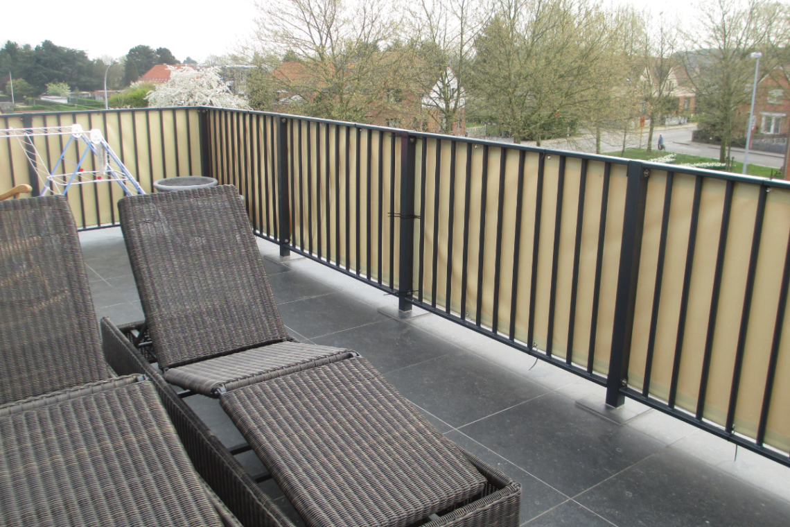 5 Tips om je balkon af te schermen tegen buren
