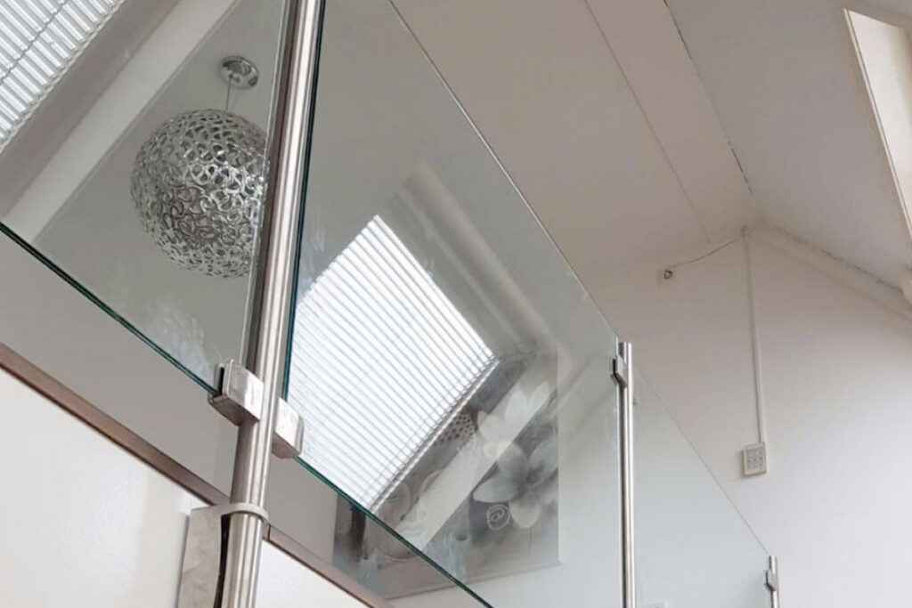 Glazen balustrade in Wildervank