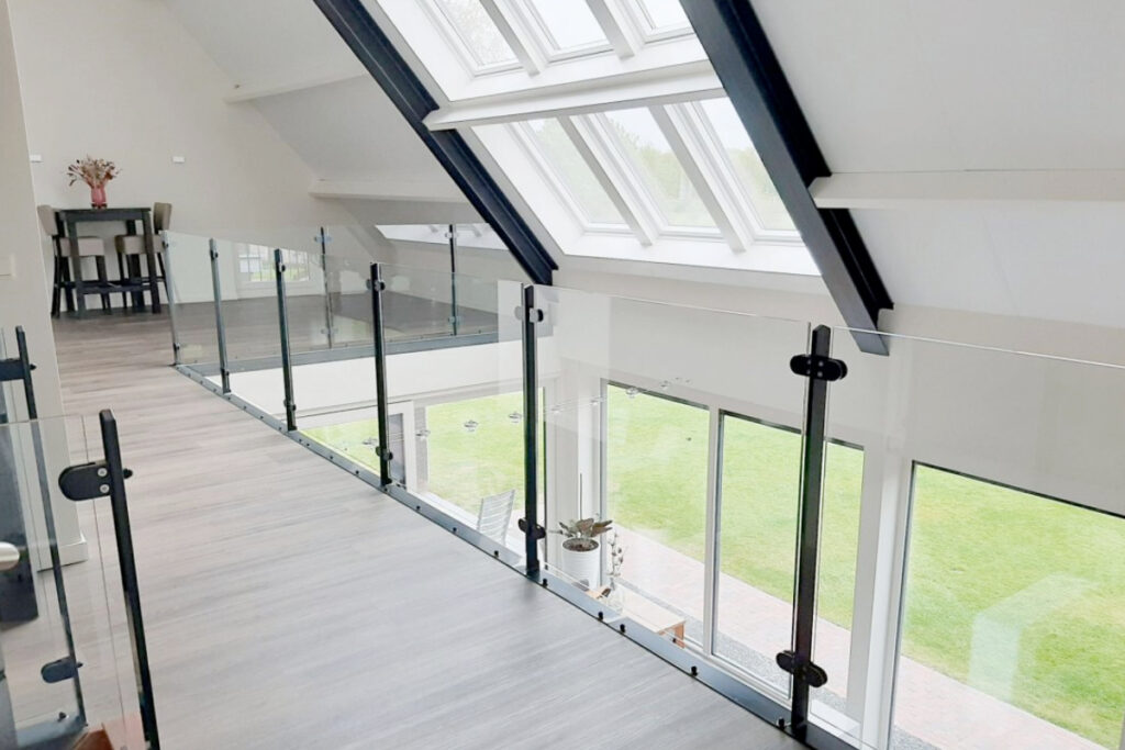 Glazen balustrade in Winschoten