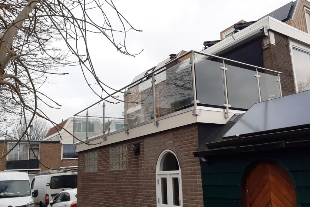 Glazen balustrade in Zuidhorn